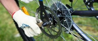 Pyörän takapyörän löysyys - miten korjata se, vinkkejä ja temppuja